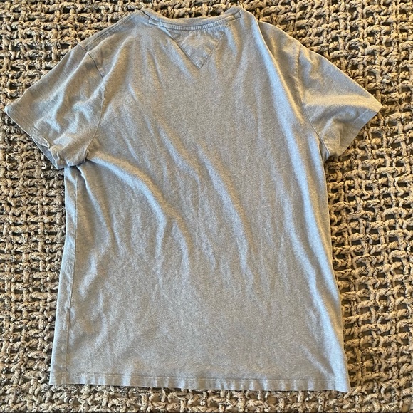 Tommy Hilfiger Short Sleeve T-shirt - Picture 2 of 3